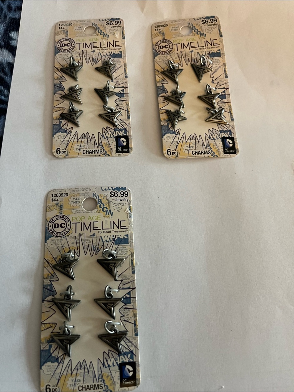 DC Comics Silver Lightning Bolt Charms Pack